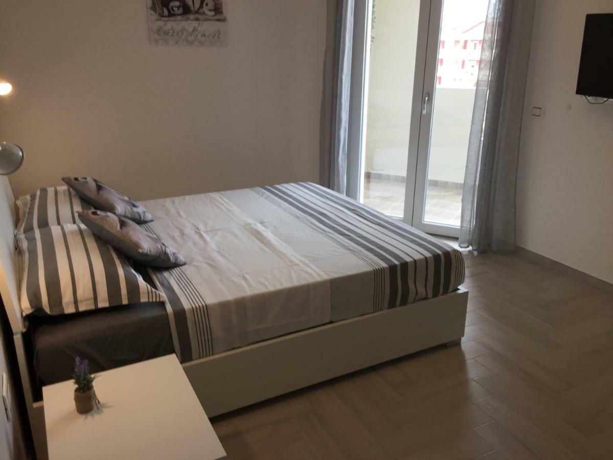 Le Domus Modern Apartments Cagliari Su Forti المظهر الخارجي الصورة